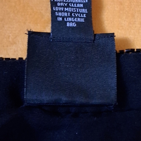 Sequin skirt.  INC. Size 12. Black. - Picture 4 of 6